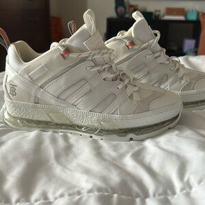 Burberry sneakers